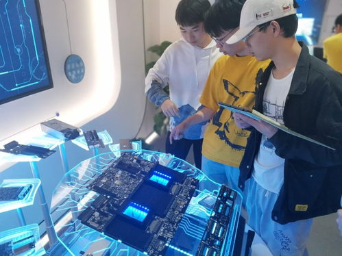 科技創(chuàng)新造就新時代，校企聯(lián)合成就新未來——計算機科學與技術(shù)專業(yè)學生赴企業(yè)參觀學習紀實